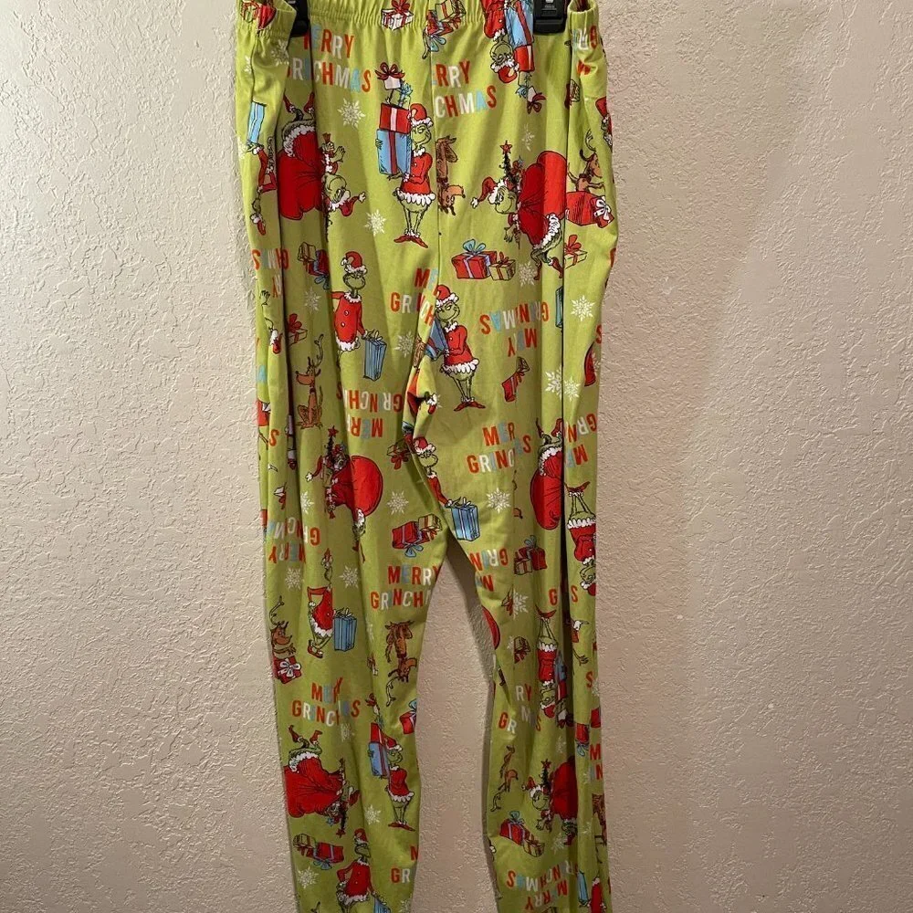 NWOT The Grinch Pajama Set (Top and Bottom) - Picture 6 of 6